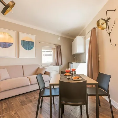 Residenza Trinita Maggiore * Neapel