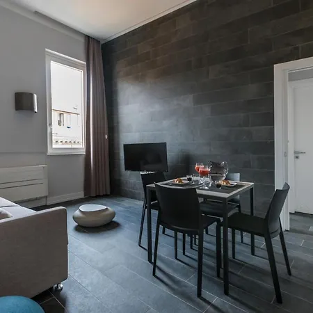 Lägenhet Residenza Trinita Maggiore Neapel